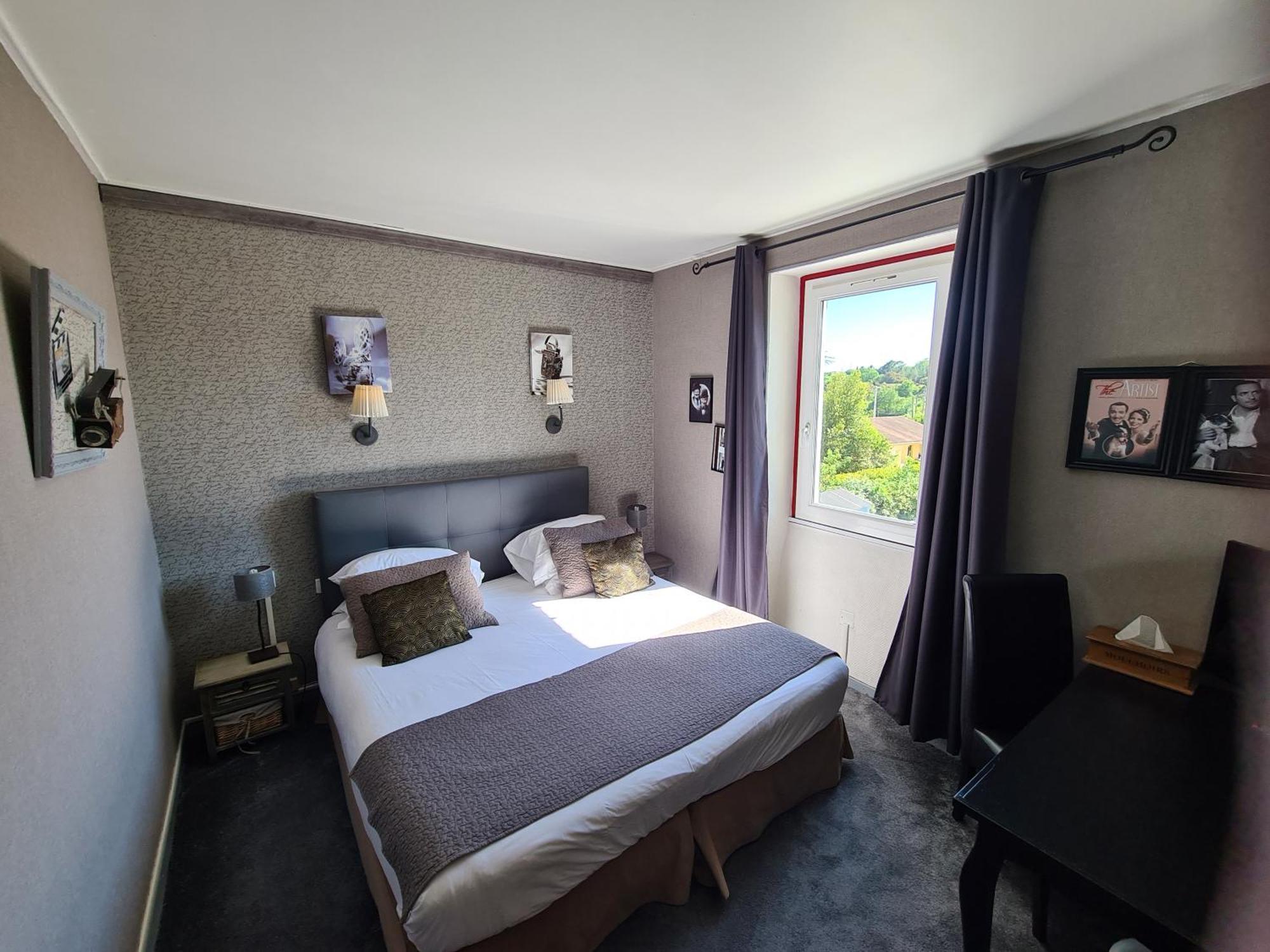 Logis Le Relais Sarrasin Hotel Vezenobres ภายนอก รูปภาพ